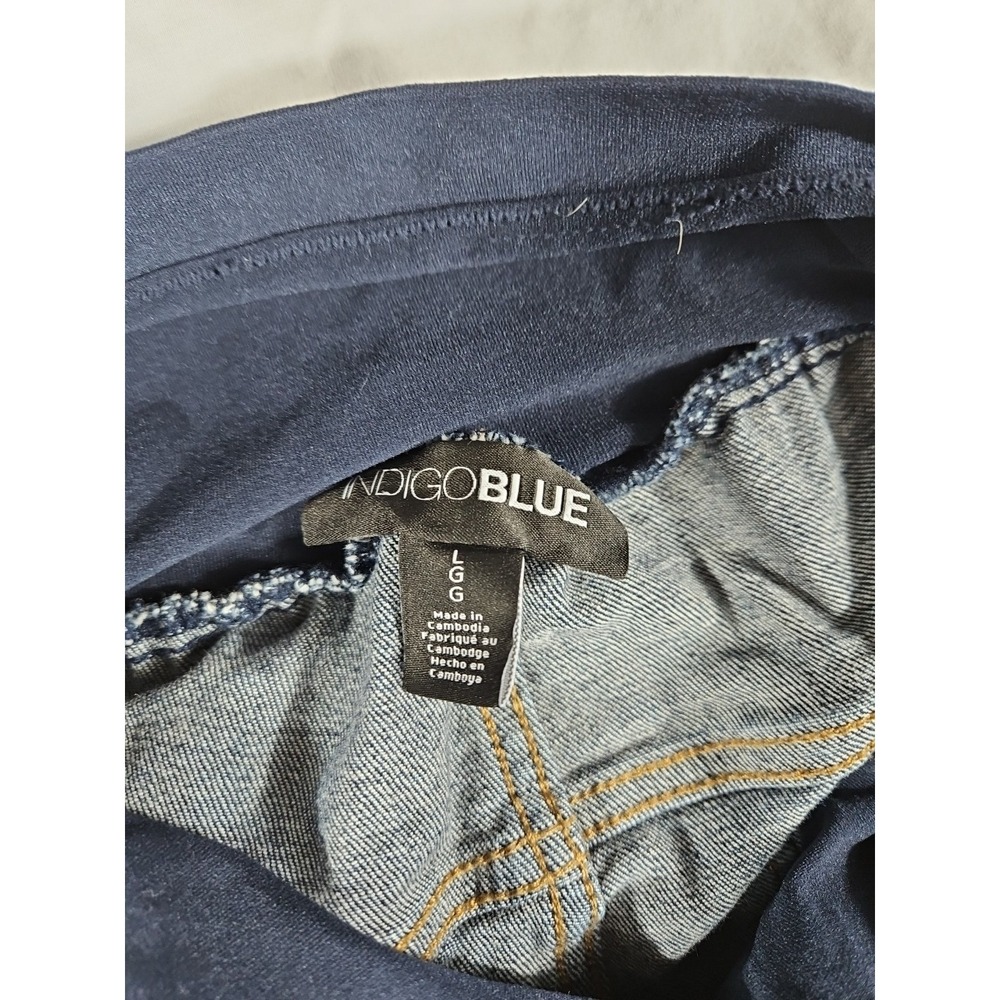 Indigo Blue Maternity Denim Cuffed Shorts Secret Fit Belly Size Large - Picture 3 of 7